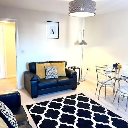Amazing 2-Bed City Centre Apt With Parking Coventry Exterior photo